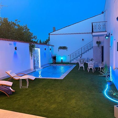 Hotel Boutique Iulia 5 Estrellas Medina de las Torres Εξωτερικό φωτογραφία