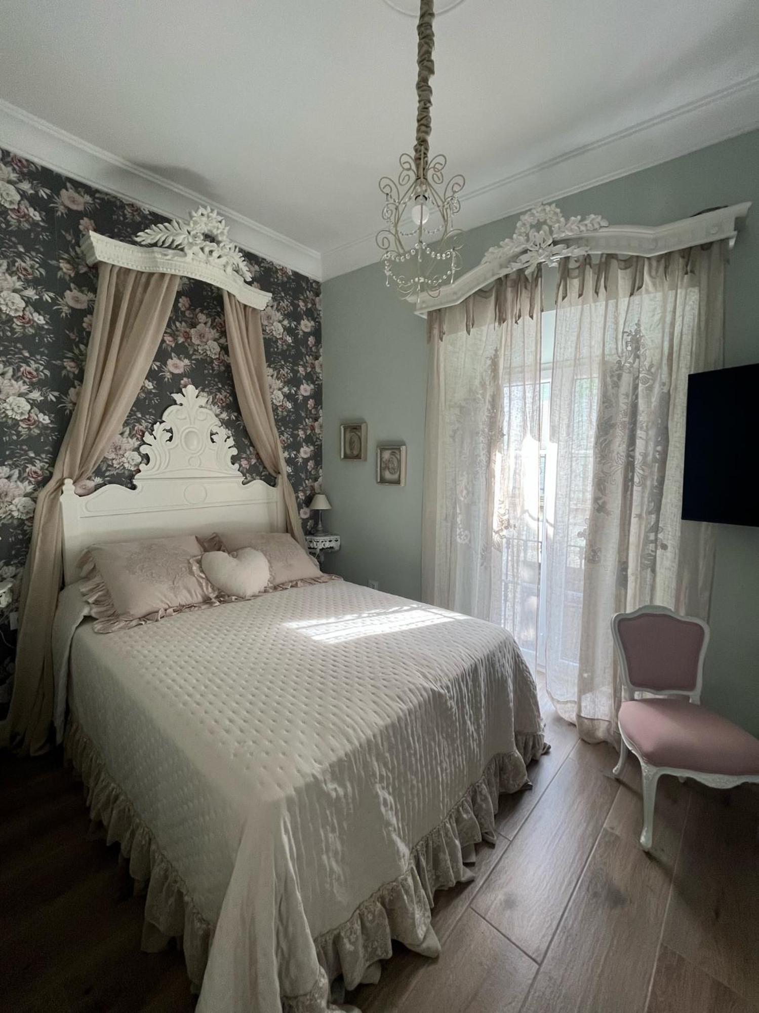 Hotel Boutique Iulia 5 Estrellas Medina de las Torres Εξωτερικό φωτογραφία